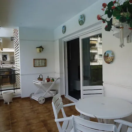 Sol Fenals - Only Family Apartment